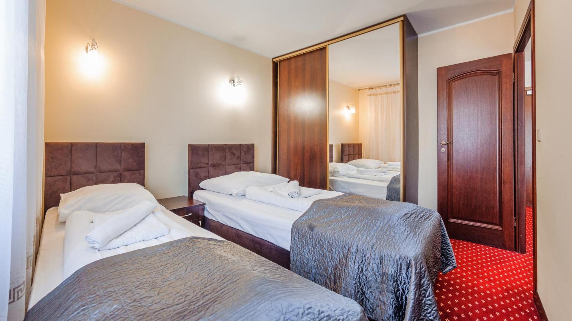 Apartamenty Sun & Snow Continental Blisko Plazy Krynica Morska Exterior foto