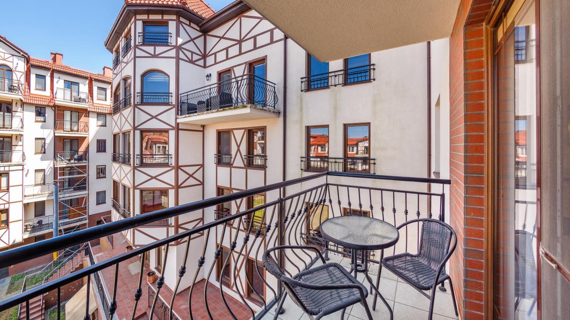 Apartamenty Sun & Snow Continental Blisko Plazy Krynica Morska Exterior foto