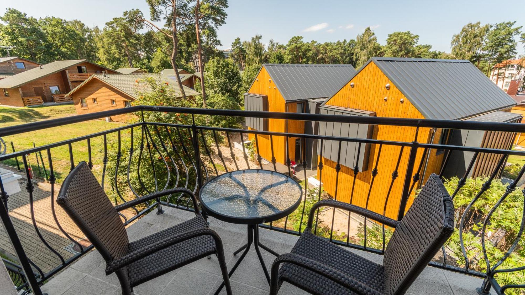 Apartamenty Sun & Snow Continental Blisko Plazy Krynica Morska Exterior foto