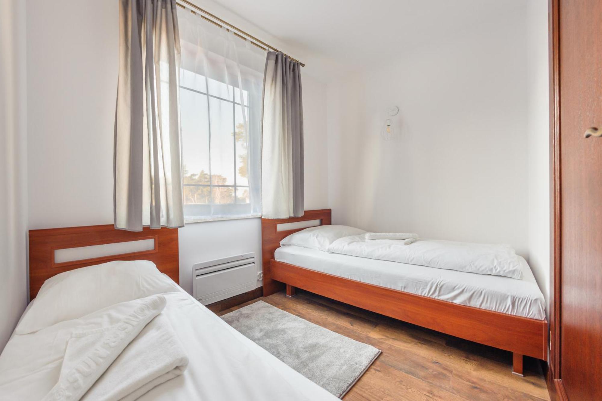 Apartamenty Sun & Snow Continental Blisko Plazy Krynica Morska Exterior foto