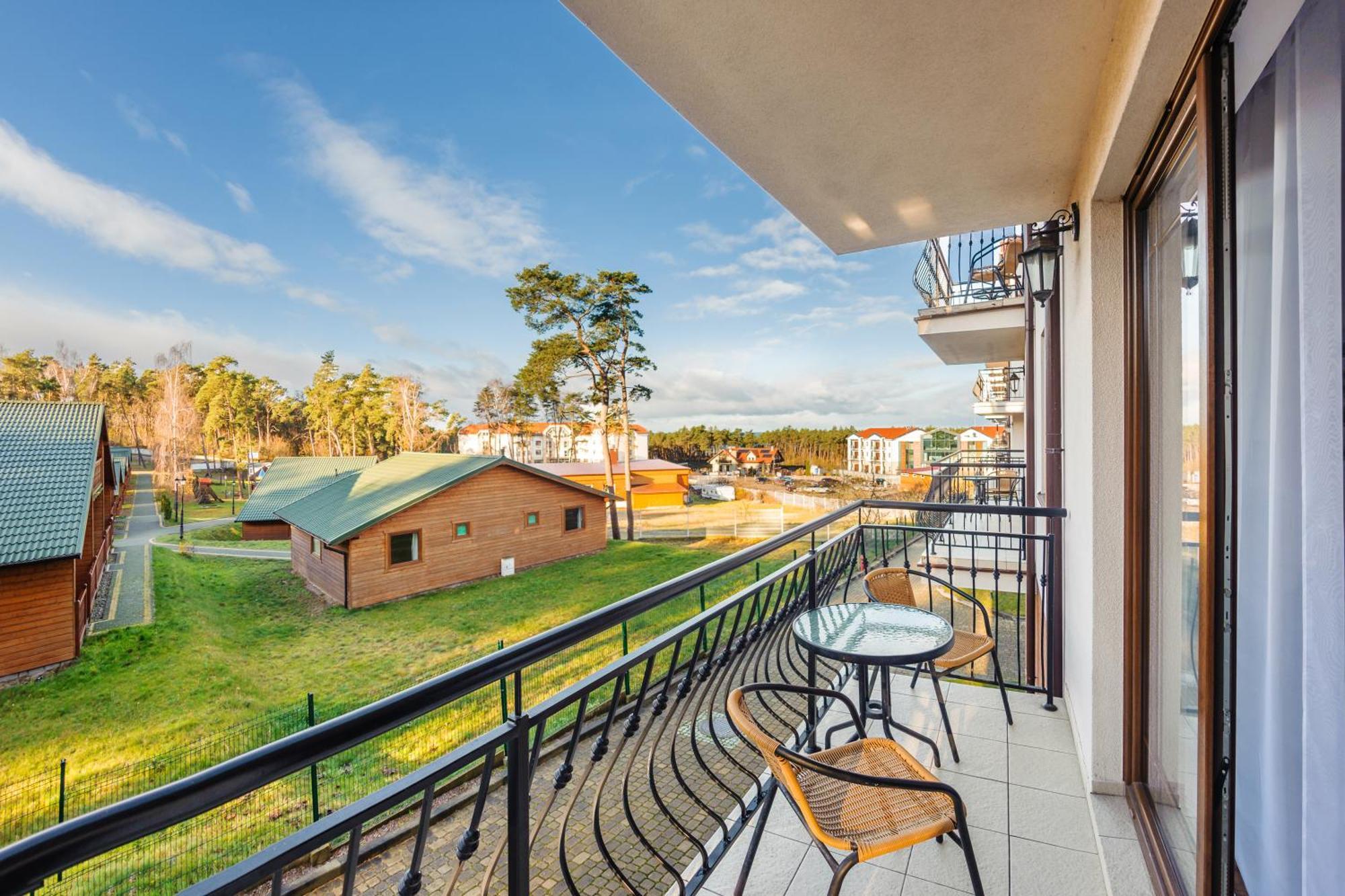 Apartamenty Sun & Snow Continental Blisko Plazy Krynica Morska Exterior foto